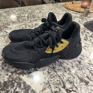 Adidas Harden vol 4 Gold and black 12.5
